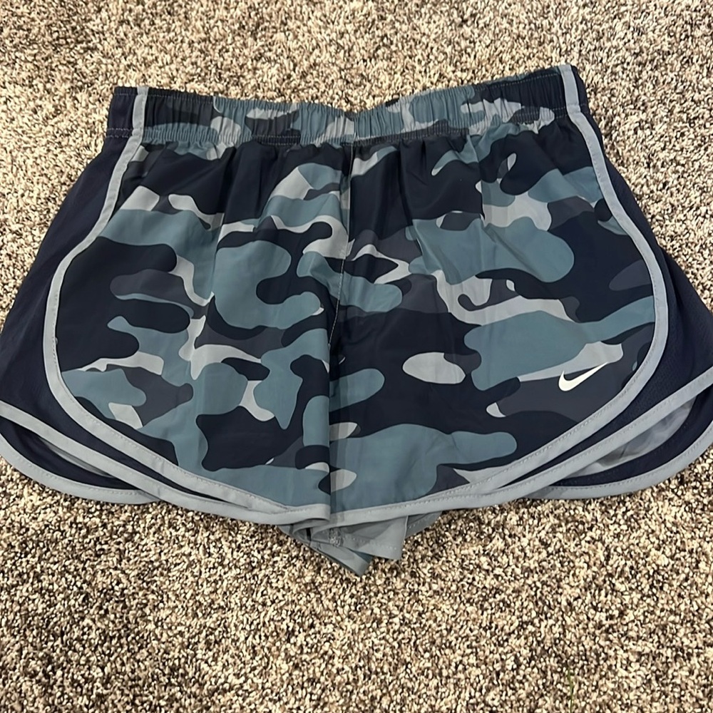 Nike Shorts Size M